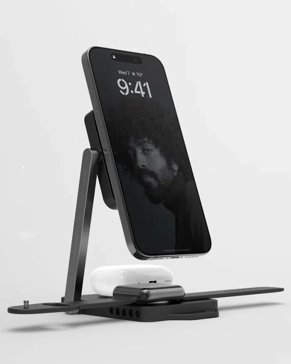 M01 4-in-1 Folding Wireless Charging Station & Pad | MagSafe